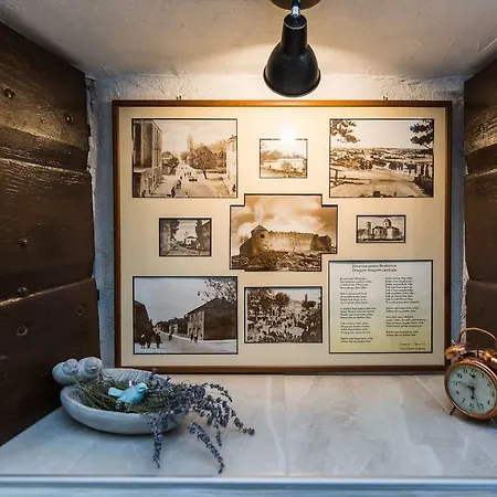 Апартаменты In With A Hot Tub