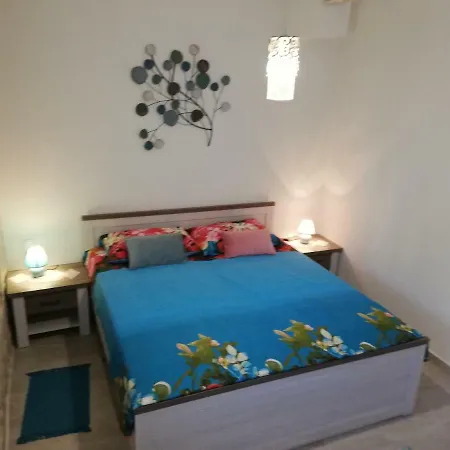 Nostalgija, Apartmán *